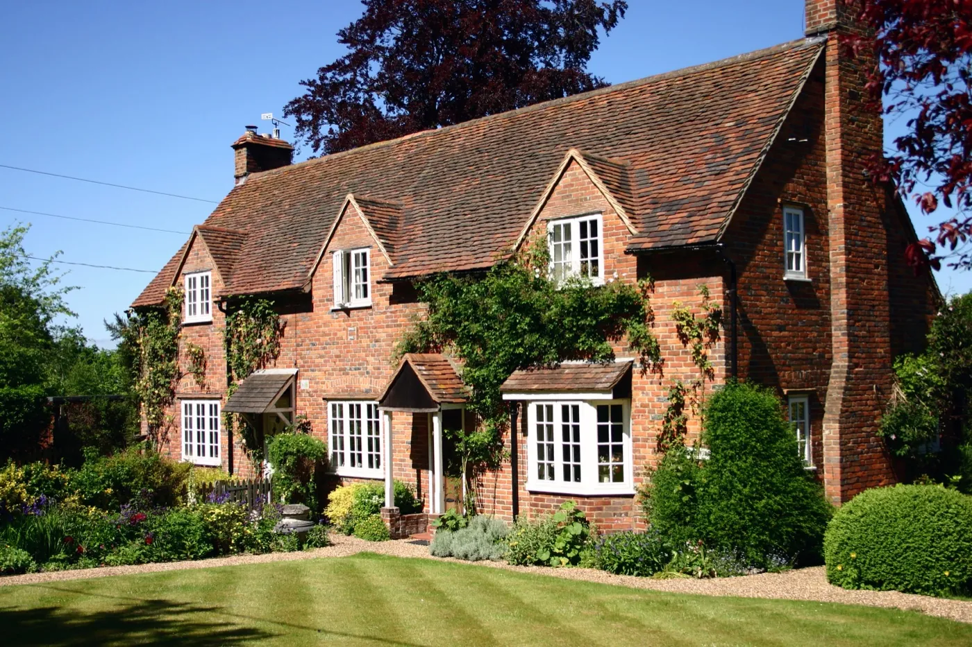 Window cleaning for a traditional Hertford home